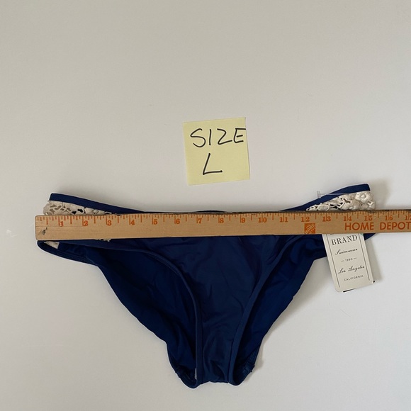 Lucky Brand bikini bottoms hipster navy blue crochet white swimsuit bathing, L - Picture 2 of 11